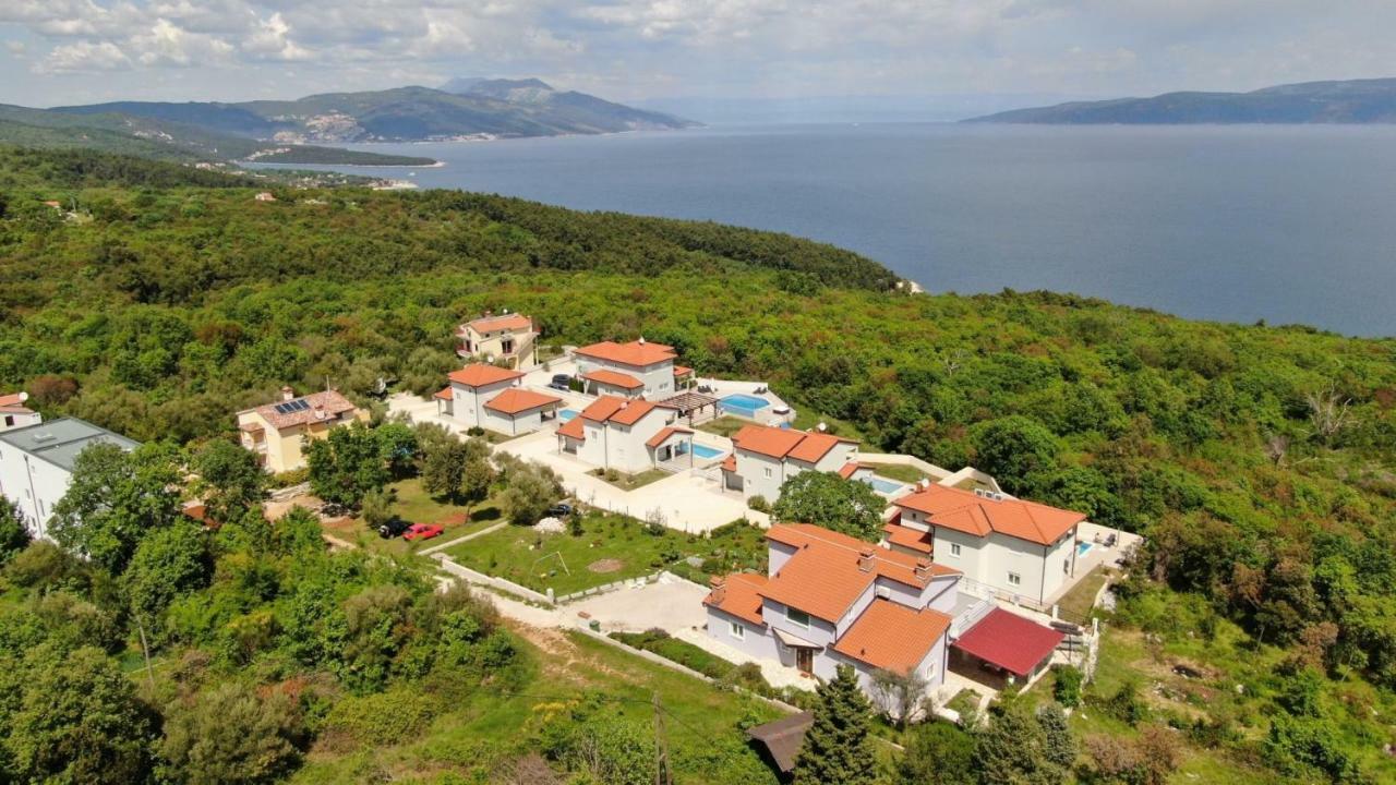Yourcroatiaholiday - Villa With 6 Rooms Drenje  Exteriér fotografie